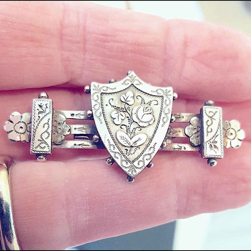 😘Victorian "S.Bros"(Sydenham Brothers) Symbolic Pin